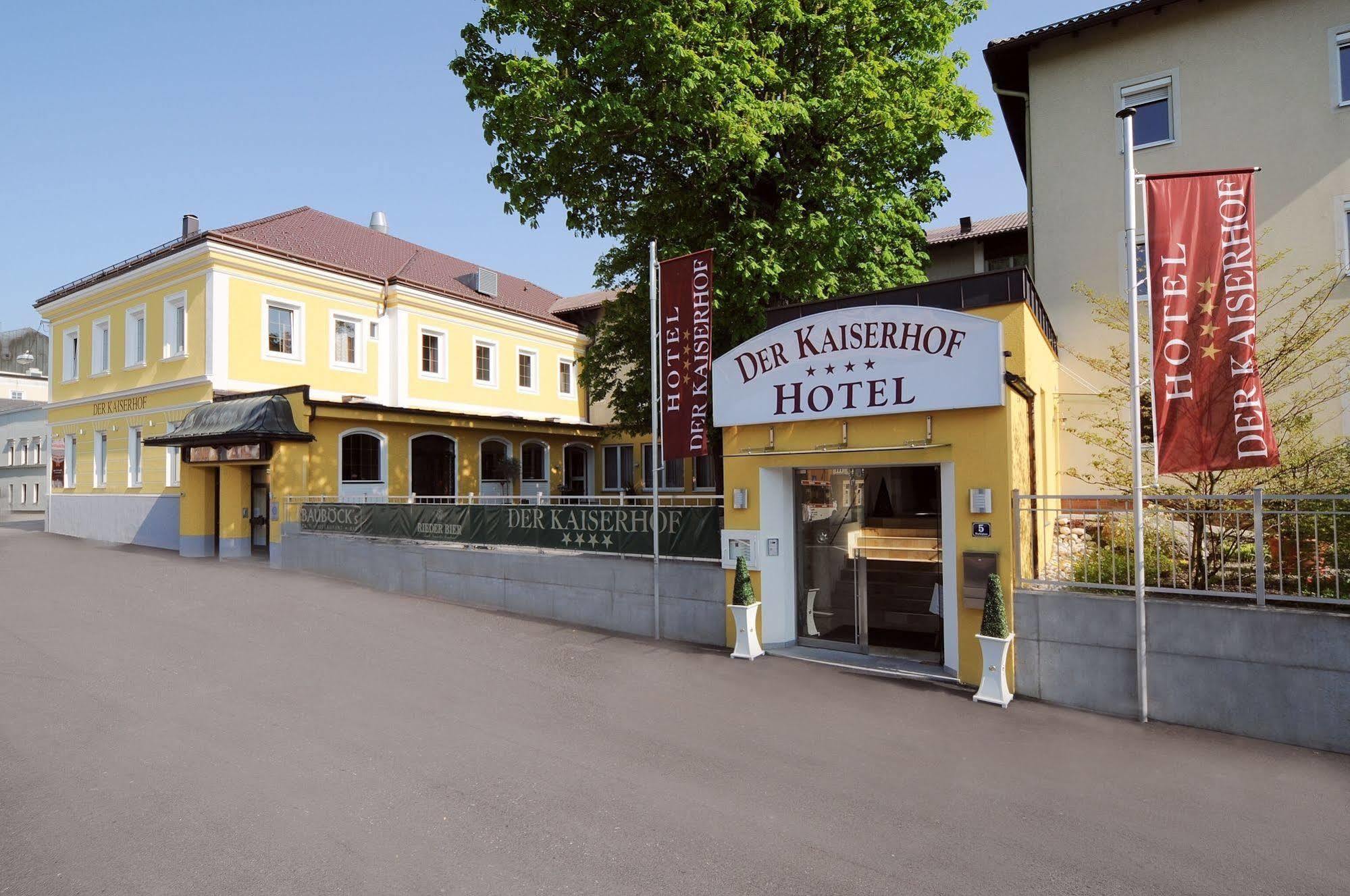 Der Kaiserhof Ried Рид им Инкрайс Екстериор снимка